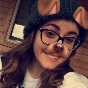 Meet your Posher, Kara